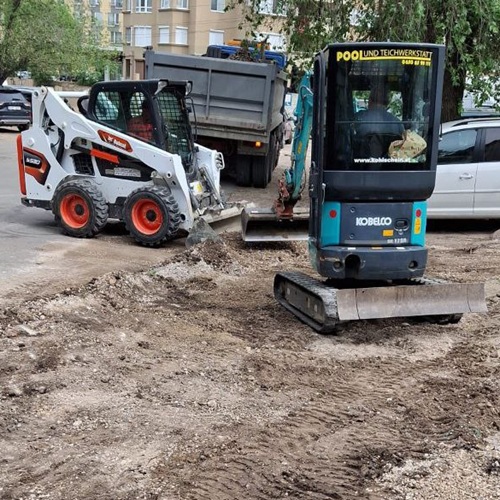 Închiriere Mini-Încărcătoare și Echipamente Compacte Moldova